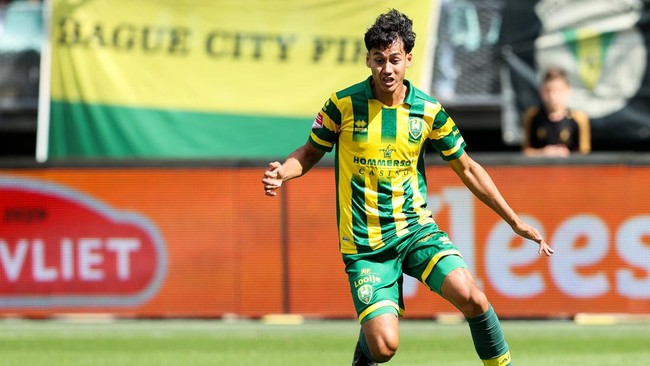 Gol Rafael Struick untuk ADO Den Haag pada laga pramusim membuat netizen memenuhi kolom komentar sebuah akun di Instagram.