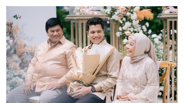 Rendy Jhon dan Glenca Cyshara