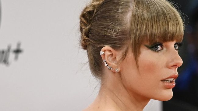 Taylor Swift syok atas insiden penyerangan dan penusukan massal di sebuah acara bertema dirinya yang digelar tempat penitipan anak di Inggris.