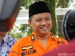 Di Hadapan Buruh, Wagub Uu Kampanyekan RK Jadi Capres 2024