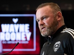 Rooney Balas Kecaman Ronaldo: Wawancara Aneh!