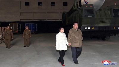 img-title Anak Kim Jong Un Tampil Perdana, Jawaban Suksesi Korea Utara?