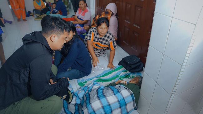 Bobby Nasution Tinjau Banjir Hingga Pukul 03.00 Dini Hari