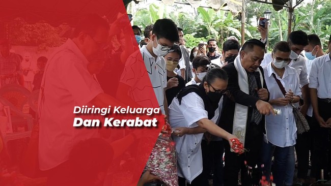 Pemakaman Aktor Senior Rudy Salam di Salatiga Berlangsung Haru