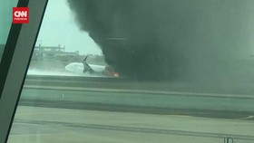 VIDEO: Pesawat di Peru Terbakar Usai Tabrak Truk Pemadam di Bandara