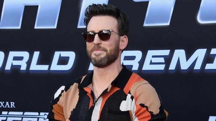 img-title Chris Evans Raih Sexiest Man Alive 2022, Ini Deretan Sexiest Man Alive oleh People dari Tahun ke Tahun!