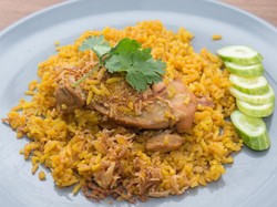 Resep Nasi Ayam Berempah, Gampang Dibuat Pakai Rice Cooker