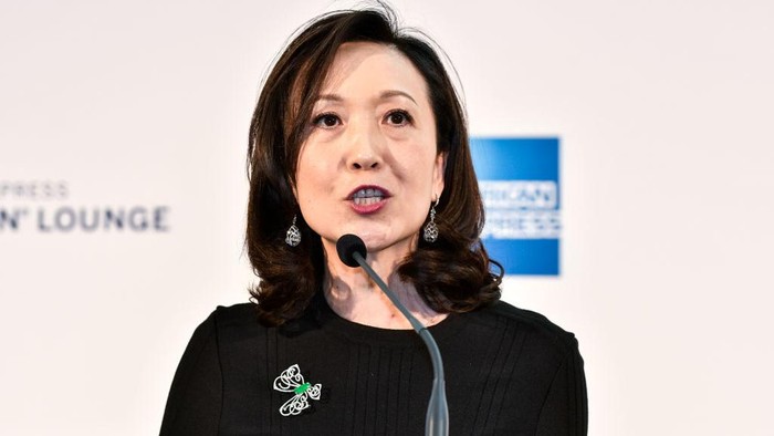HONG KONG - SEPTEMBER 29: American Express executive, Susanna Lee, speaks during the opening of the American Express Centurion Lounge at Hong Kong international airport on September 29, 2017 in Hong Kong, Hong Kong.  (Photo by Keith Tsuji/Getty Images For American Express)
