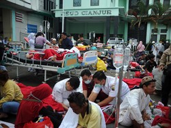 Update Jumlah Korban Tewas Gempa Cianjur Malam Ini: 62 Orang