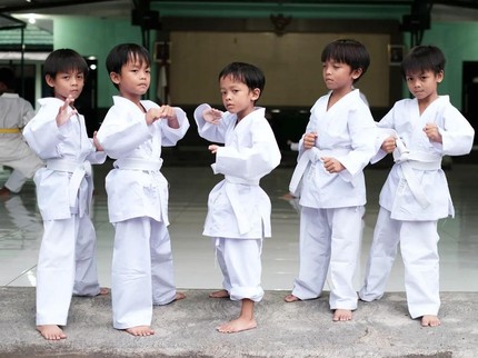 Kabar Terkini Kembar 5 AIUEO yang Sedang Sibuk Siap-siap Masuk SD