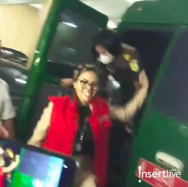 Hadiri Sidang Lanjutan, Nikita Mirzani Umbar Senyum Berbalut Rompi Tahanan