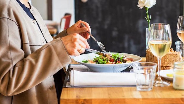 Ilustrasi restoran (Foto: Pexels/Louis Hansel)