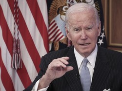 Teleponan dengan Zelensky, Biden Tegaskan Dukungan Kuat AS ke Ukraina