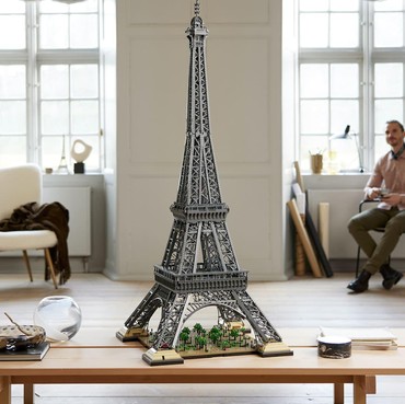 Sejarah Pemadaman Lampu Menara Eiffel, Terbaru Berkabung Kepergian Paus Fransiskus