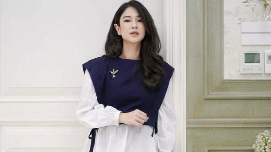 Olahraga Dian Sastro