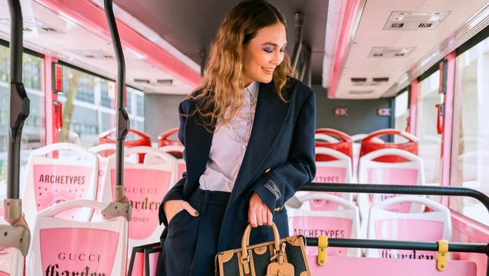 Inspirasi Gaya Formal untuk ke Kantor ala Selebriti Indonesia