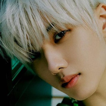 img-title 3 Idol K-Pop Berbakat dari Berbagai Boy Group yang Debut di Usia Belia, Siapa Saja?