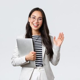 7 Sikap Positif yang Dimiliki Perempuan Cerdas Ini Membuatnya Terlihat Semakin Menarik, Bisa Kamu Contek Kok!