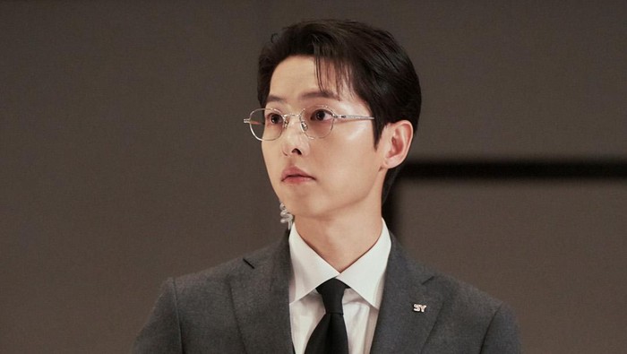 img-title 6 Drakor Paling Populer dari Song Joong Ki, Aktor Tampan yang Jadi Trending di 'Reborn Rich'