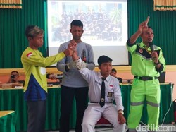 Melihat Antusias Siswa Banyuwangi Belajar Rescue Pertambangan
