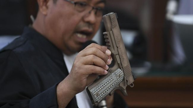 Ahli Pidana dan Psikologi Beri Kesaksian di Sidang Sambo Hari Ini