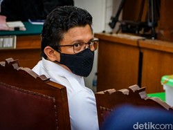 Awal Mula Terungkapnya Lemari Senjata di Rumah Sambo hingga Dicek Hakim