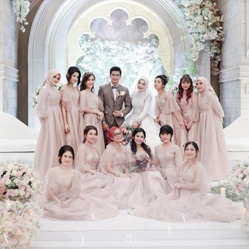 img-title Gaya Para Artis Indonesia saat Jadi Bridesmaid Curi Perhatian, Nggak Kalah Memesona!