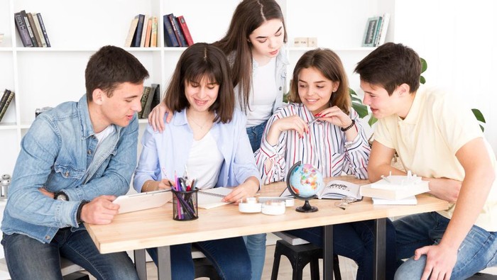 Maksimalkan Kecerdasan dengan 6 Tips Berikut ini!/Foto:Freepik.com/Our-team