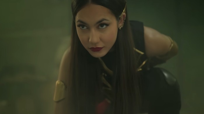 img-title Review Film Sri Asih, Aksi Keren Pevita Pearce dengan Visual dan CGI yang Canggih