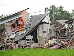 Gempa Tewaskan Puluhan Orang, Cianjur Tanggap Darurat Bencana 30 Hari