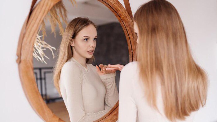 6 Tanda Kamu Sedang Menghadapi Masalah Citra Tubuh