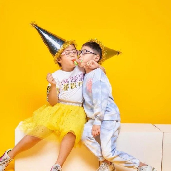 <p>Lagu yang berjudul <em>Magic Words</em> ini mereka rilis tepat di hari ulang tahun Tatjana dan Bima. (Foto: Instagram@suryasaputra507)</p>