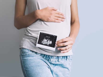 Sifilis Kongenital pada Ibu Hamil: Penyebab, Cara Mengatasi & Bahayanya bagi Janin