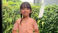 10 Model Baju Kebaya untuk Anak Perempuan dari Balita hingga Remaja, Cantik Bun!