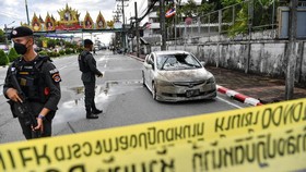 FOTO: Penampakan TKP usai Bom Mobil Meledak di Kantor Polisi Thailand