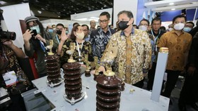 img-title Menko Airlangga Dorong PLN Terus Serap Produk Dalam Negeri