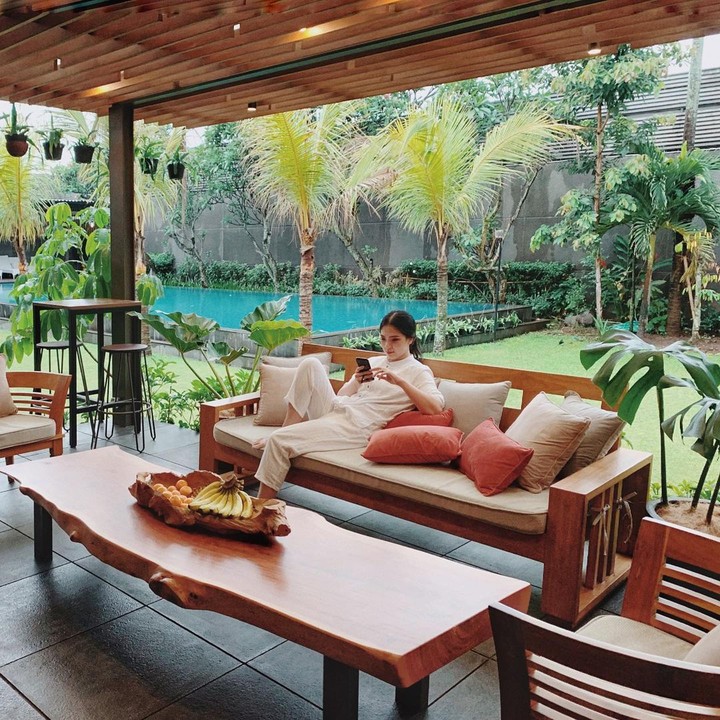 Rumah Devina Hermawan