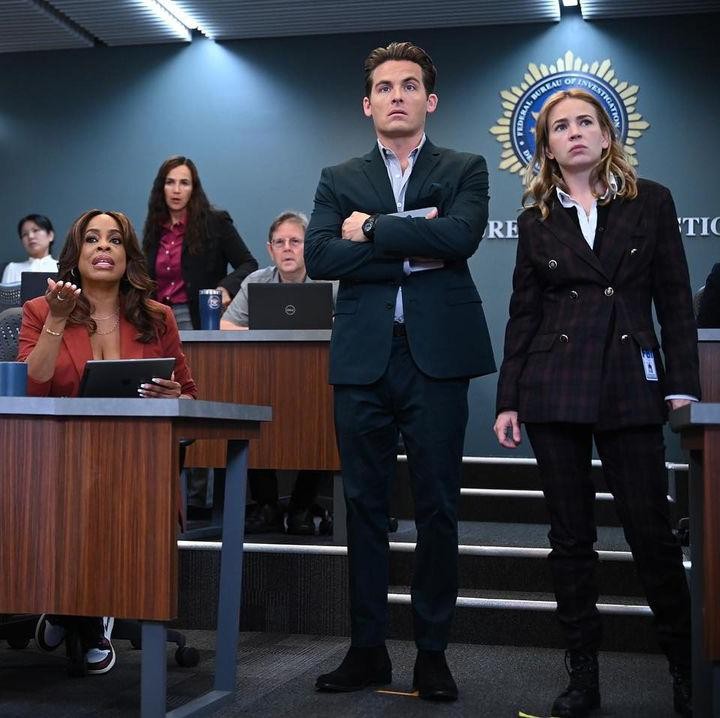 <p>Selanjutnya ada Kevin Zegers, nih. Kevin Joseph Zegers merupakan aktor sekaligus model yang berasal Kanada. Bunda ingat, dahalu ia berperan sebagai Josh Framm dalam film <em>Air Bud</em>. (Foto: Instagram @kevinzegers1984)<br /><br /><br /></p>