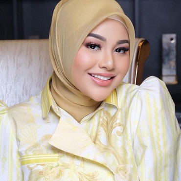 Kabar Bahagia, Kini Aurel Hermansyah Gabung Lapak Streaming ke Shopee Live Biar Makin Cuan!