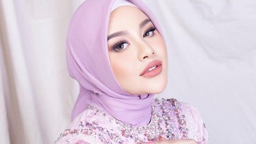 img-title Perdana Jualan di Shopee Live, Aurel Hermansyah Kebanjiran Lebih dari 3.000 Pesanan