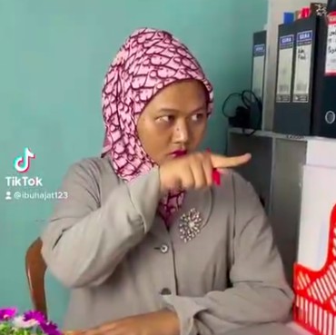 Dikira Perempuan, Virgiana Setiawan 'Ibu Hajat' Klarifikasi soal Gender