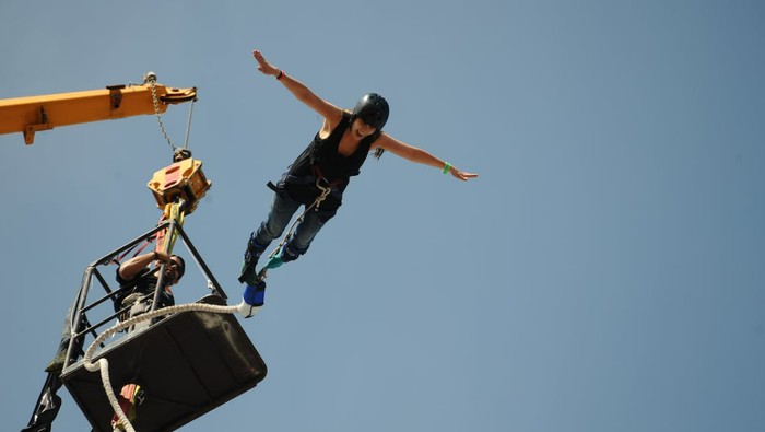 Seru dan Siap Menguji Adrenalin, Ini 4 Kegiatan Esktrem yang Bisa Dicoba Saat Akhir Pekan!