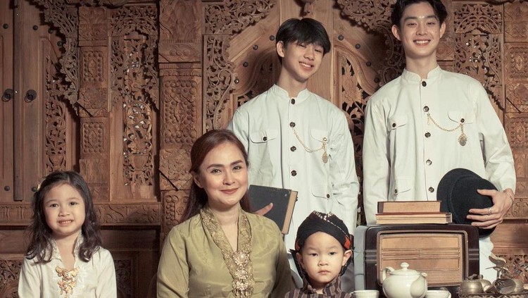 Kisah Natalie Margareth Besarkan 4 Orang Anak