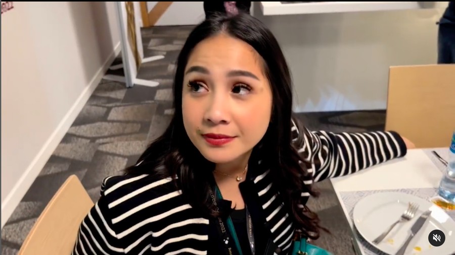 Nagita Slavina dan keluarga