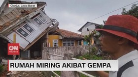 VIDEO: Rumah Miring Akibat Gempa