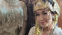 @nicky_astria_real)</p>
