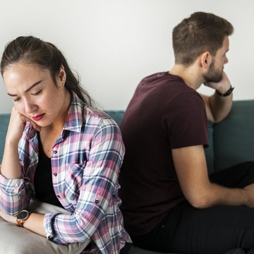 img-title 7 Tanda Hubungan Kamu Berakhir Secara Perlahan Meski Tanpa Kata