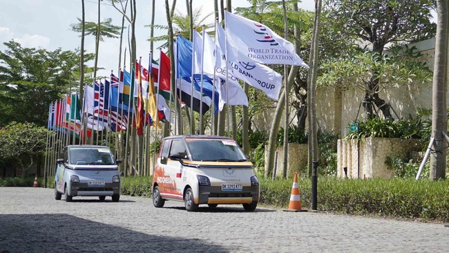 Mobil dan motor listrik yang menerima subsidi sudah diproduksi di Indonesia dengan TKDN tertentu.