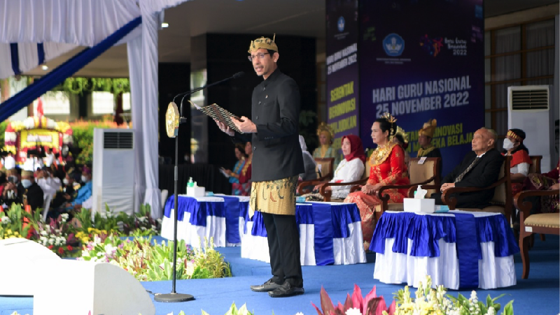 Menteri Pendidikan, Kebudayaan, Riset, dan Teknologi (Mendikbudristek) Nadiem Anwar Makarim dalam peringatan Hari Guru Nasional 2022