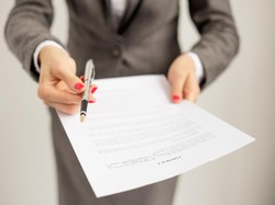 11 Contoh Surat Lamaran Kerja untuk Fresh Graduate